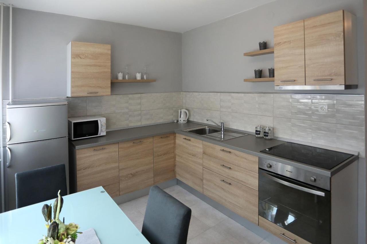 Studio Apartman Ana أوسييك المظهر الخارجي الصورة